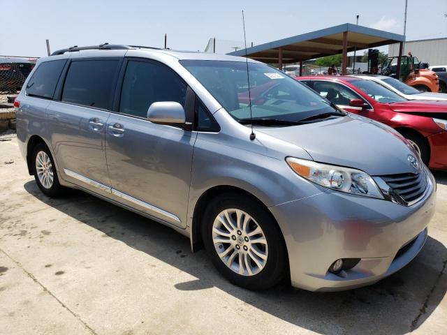 Photo 4 from auction – 2012 TOYOTA SIENNA XLE with VIN 5TDYK3DC8CS190280