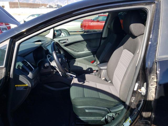 Photo 7 from auction – 2017 KIA FORTE LX with VIN 3KPFL4A76HE102328