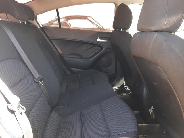Photo 10 from auction – 2017 KIA FORTE LX with VIN 3KPFK4A73HE043631