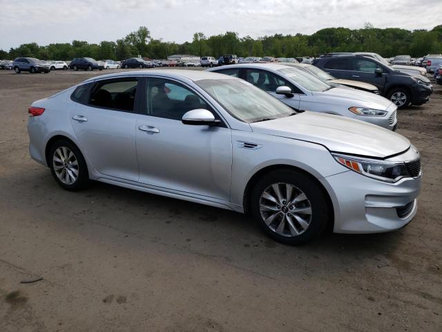 Photo 4 from auction – 2017 KIA OPTIMA LX with VIN 5XXGT4L3XHG123737