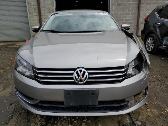 Photo 5 from auction – 2013 VOLKSWAGEN PASSAT SE with VIN 1VWBP7A35DC007985