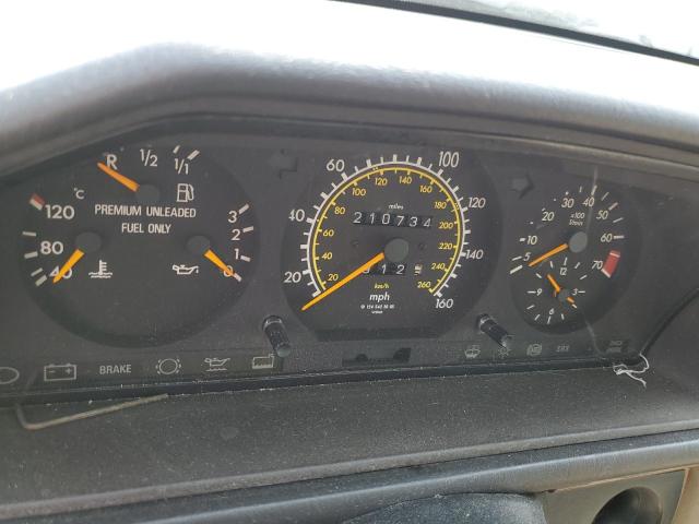 Photo 9 from auction – 1995 MERCEDES-BENZ E 320 with VIN WDBEA92E6SF343328