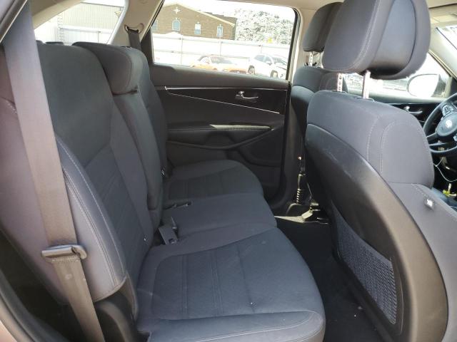 Photo 10 from auction – 2016 KIA SORENTO LX with VIN 5XYPG4A35GG058359
