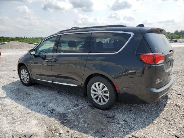 Photo 2 from auction – 2017 CHRYSLER PACIFICA T with VIN 2C4RC1BG1HR642694