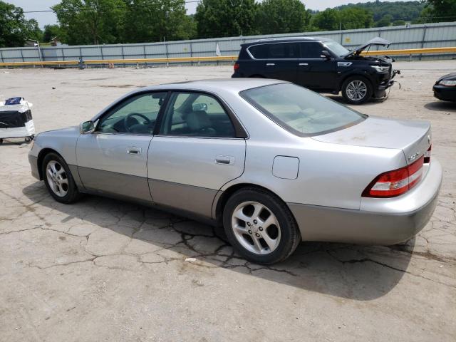 Photo 2 from auction – 2000 LEXUS ES 300 with VIN JT8BF28G2Y5082315