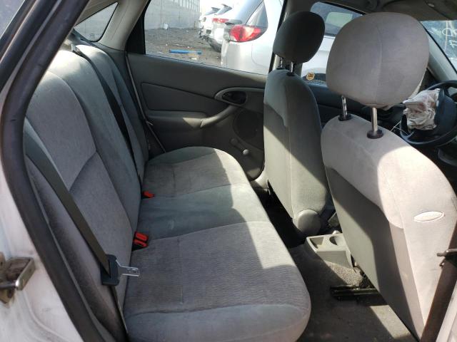 Photo 10 from auction – 2000 FORD FOCUS LX with VIN 1FAHP33P6YW187512