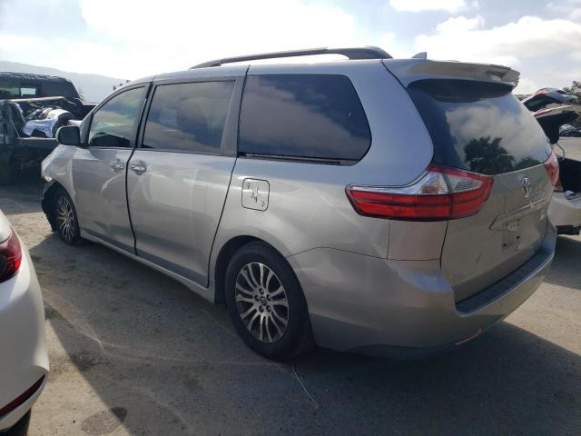 Photo 2 from auction – 2018 TOYOTA SIENNA XLE with VIN 5TDYZ3DC4JS929430