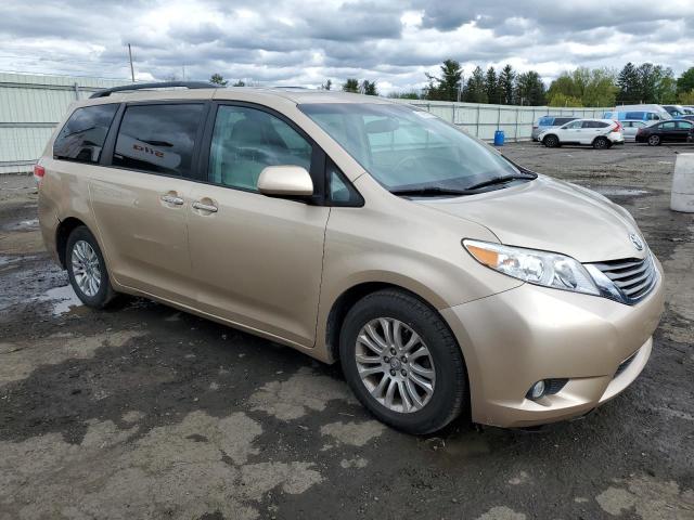 Photo 4 from auction – 2011 TOYOTA SIENNA XLE with VIN 5TDYK3DC9BS167296
