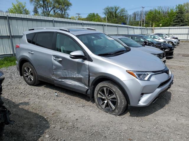 Photo 4 from auction – 2017 TOYOTA RAV4 XLE with VIN 2T3RFREV7HW589098