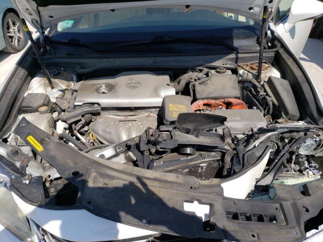 Photo 11 from auction – 2013 LEXUS ES 300H with VIN JTHBW1GG2D2015656