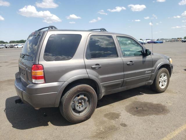 Photo 3 from auction – 2006 FORD ESCAPE HEV with VIN 1FMCU95H46KD04087