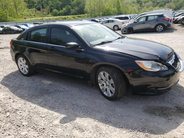 Photo 4 from auction – 2013 CHRYSLER 200 LX with VIN 1C3CCBAB7DN765218