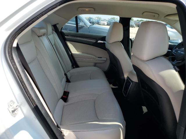 Photo 10 from auction – 2018 CHRYSLER 300 LIMITE with VIN 2C3CCAKG6JH177271