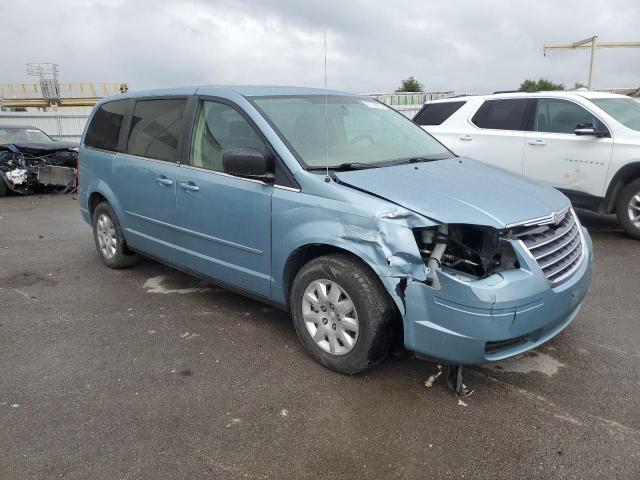 Photo 4 from auction – 2010 CHRYSLER TOWN & COU with VIN 2A4RR4DE2AR137405