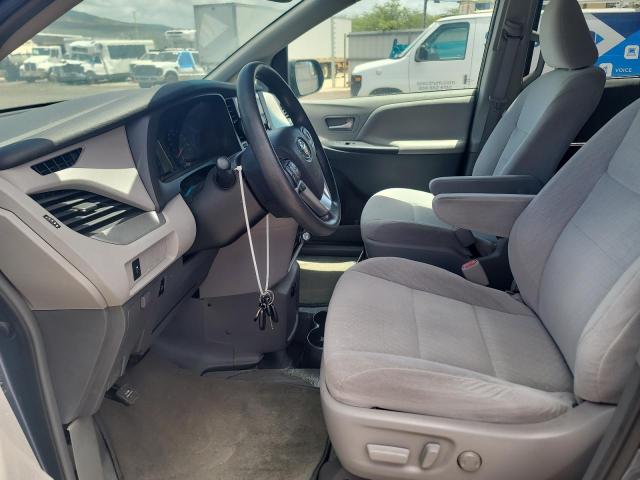 Photo 7 from auction – 2016 TOYOTA SIENNA LE with VIN 5TDKK3DC0GS765239