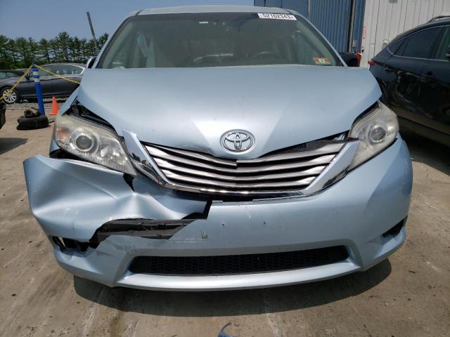 Photo 5 from auction – 2015 TOYOTA SIENNA LE with VIN 5TDKK3DC0FS561703