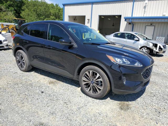 Photo 4 from auction – 2022 FORD ESCAPE SE with VIN 1FMCU0G66NUB61931
