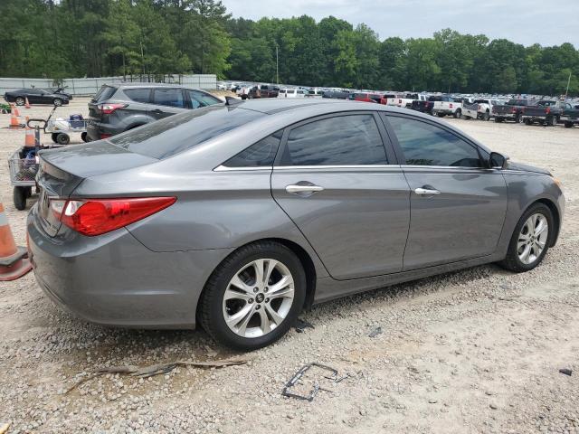 Photo 3 from auction – 2013 HYUNDAI SONATA SE with VIN 5NPEC4AC9DH647518