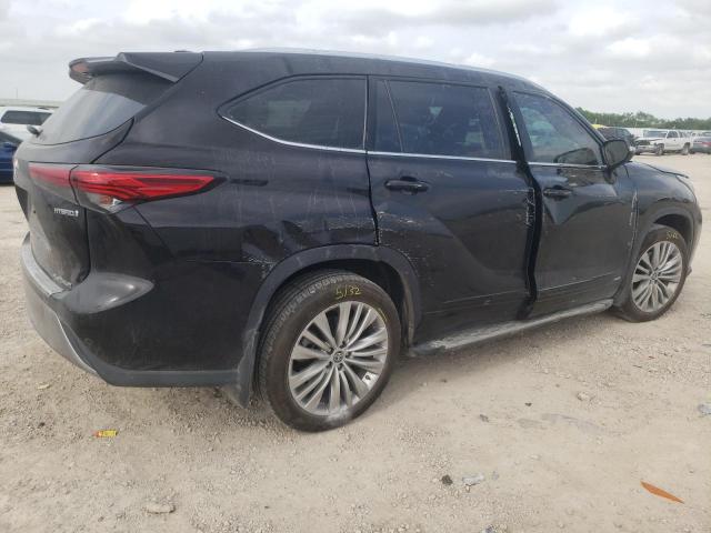 Photo 3 from auction – 2022 TOYOTA HIGHLANDER with VIN 5TDEBRCH3NS085104