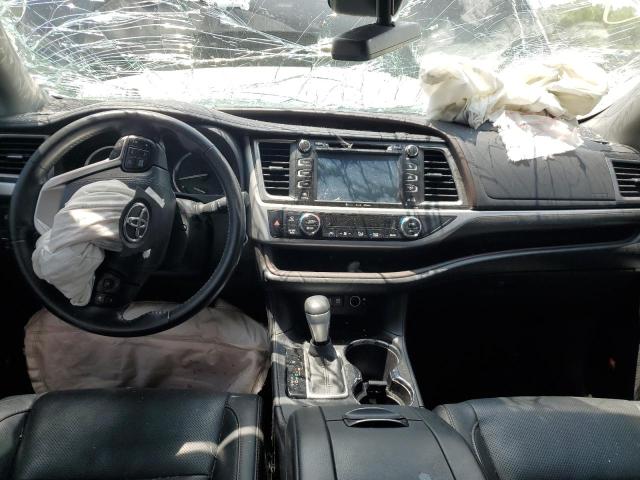 Photo 8 from auction – 2017 TOYOTA HIGHLANDER with VIN 5TDYZRFH6HS196514