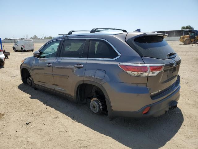 Photo 2 from auction – 2014 TOYOTA HIGHLANDER with VIN 5TDJKRFHXES044415