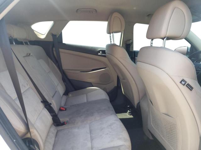 Photo 11 from auction – 2016 HYUNDAI TUCSON SE with VIN KM8J23A40GU146804