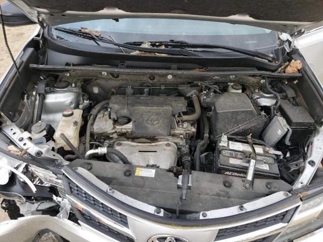 Photo 12 from auction – 2015 TOYOTA RAV4 LE with VIN JTMBFREV8FJ033573