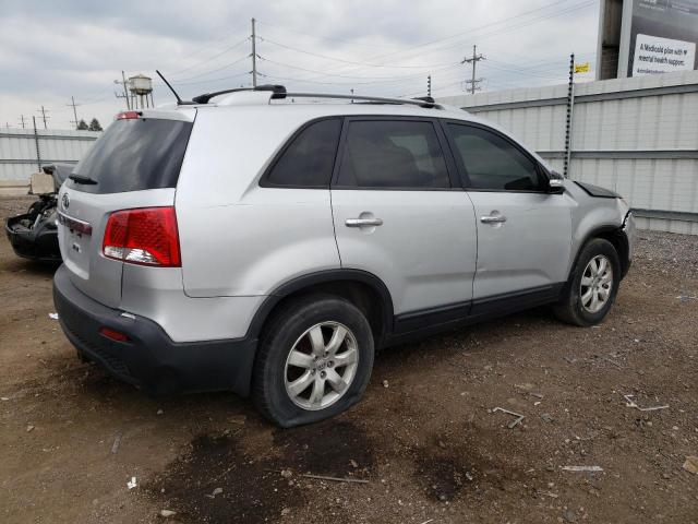 Photo 3 from auction – 2013 KIA SORENTO LX with VIN 5XYKT3A69DG362994