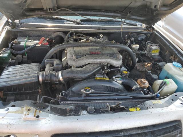 Photo 12 from auction – 2001 CHEVROLET TRACKER LT with VIN 2CNBJ634316939493