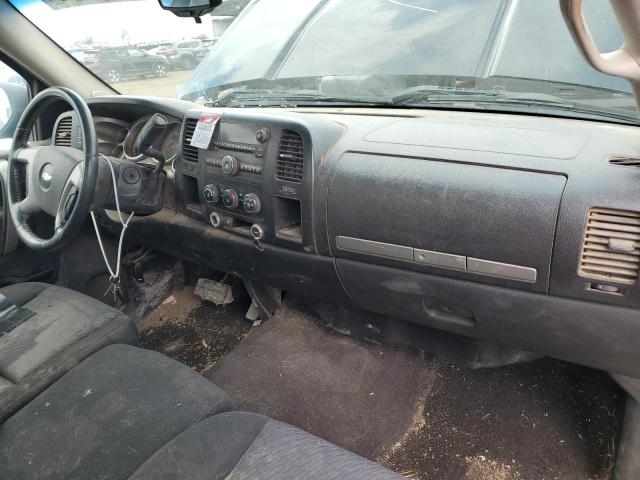 Photo 8 from auction – 2010 CHEVROLET SILVERADO with VIN 1GCPCSEA1AZ106103