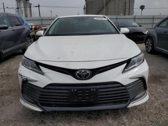 Photo 5 from auction – 2022 TOYOTA CAMRY LE with VIN 4T1C11AK2NU002280