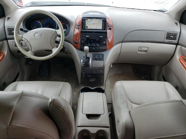 Photo 8 from auction – 2010 TOYOTA SIENNA XLE with VIN 5TDYK4CC2AS325063
