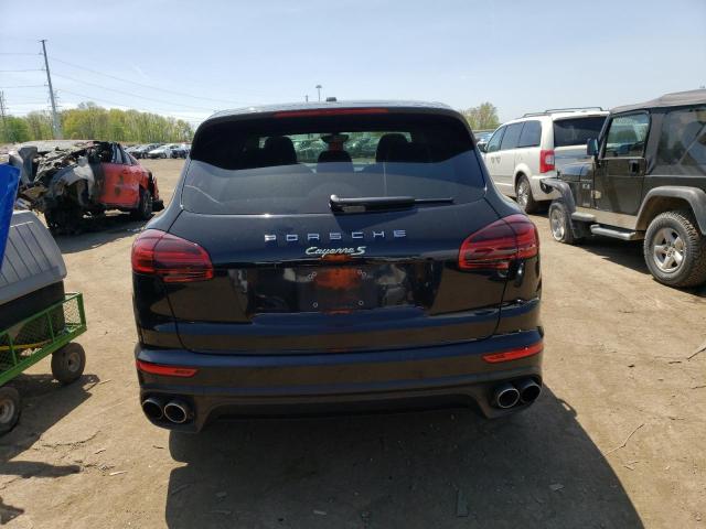 Photo 6 from auction – 2016 PORSCHE CAYENNE SE with VIN WP1AE2A24GLA64373