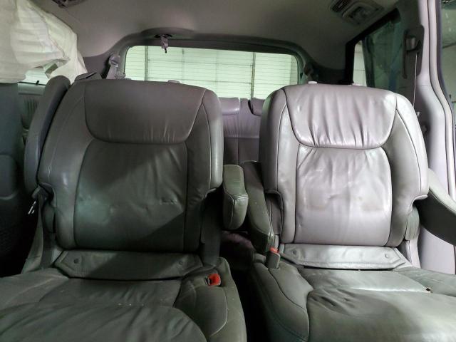 Photo 10 from auction – 2005 TOYOTA SIENNA XLE with VIN 5TDBA22C65S033470