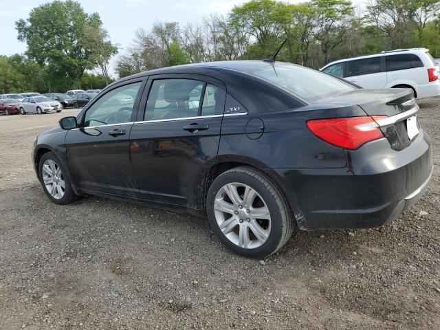 Photo 2 from auction – 2013 CHRYSLER 200 LX with VIN 1C3CCBAB4DN705512