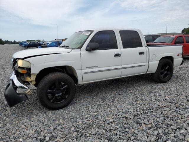 GMC NEW SIERRA 2004 with VIN 2GTEK13T941318902 - Photo from auction
