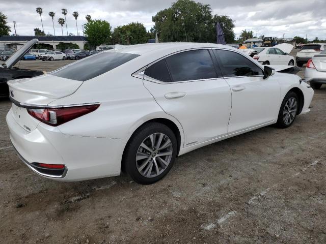 Photo 3 from auction – 2021 LEXUS ES 300H BA with VIN 58ACA1C12MU012870
