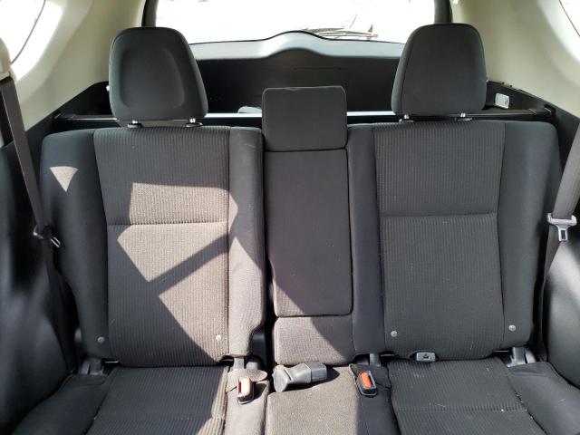 Photo 10 from auction – 2018 TOYOTA RAV4 LE with VIN JTMBFREV2JJ236791