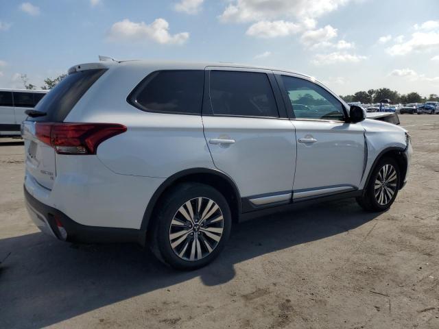 Photo 3 from auction – 2019 MITSUBISHI OUTLANDER with VIN JA4AD3A34KZ019100