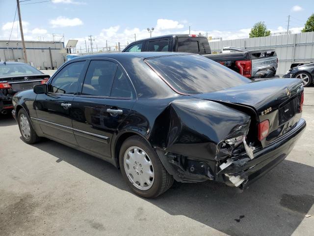 Photo 2 from auction – 1999 MERCEDES-BENZ E 320 with VIN WDBJF65HXXA894483