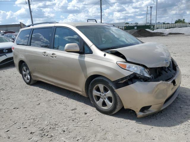 Photo 4 from auction – 2014 TOYOTA SIENNA LE with VIN 5TDKK3DC0ES484619