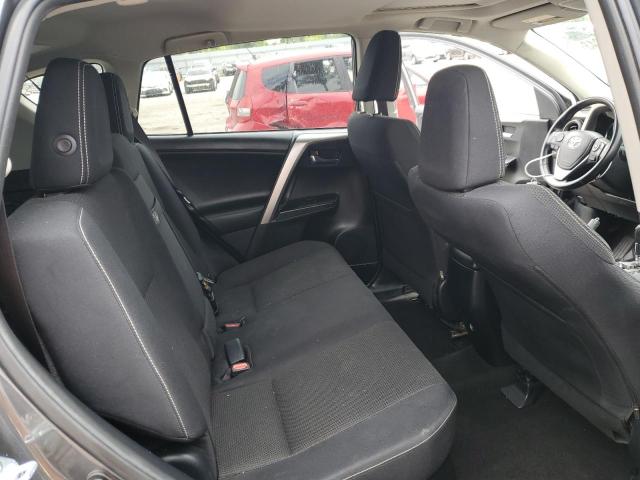 Photo 11 from auction – 2017 TOYOTA RAV4 HV LE with VIN JTMRJREV0HD072270