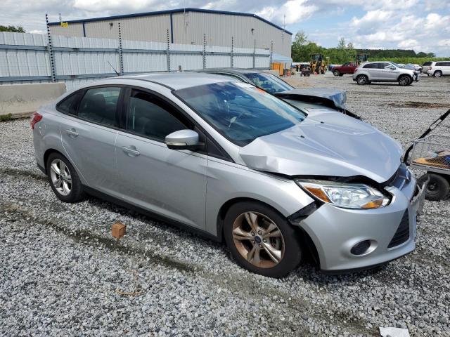 Photo 4 from auction – 2014 FORD FOCUS with VIN 1FADP3F26EL195086