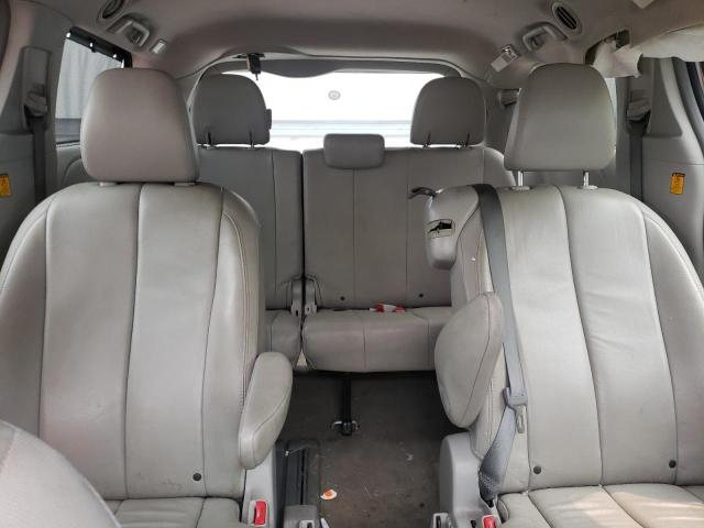 Photo 10 from auction – 2013 TOYOTA SIENNA XLE with VIN 5TDYK3DC2DS335945