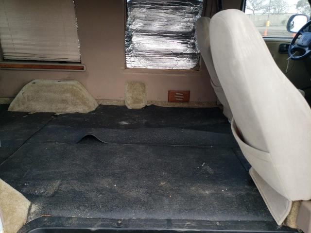 Photo 10 from auction – 2002 DODGE RAM VAN B1 with VIN 2B6HB11X12K143656