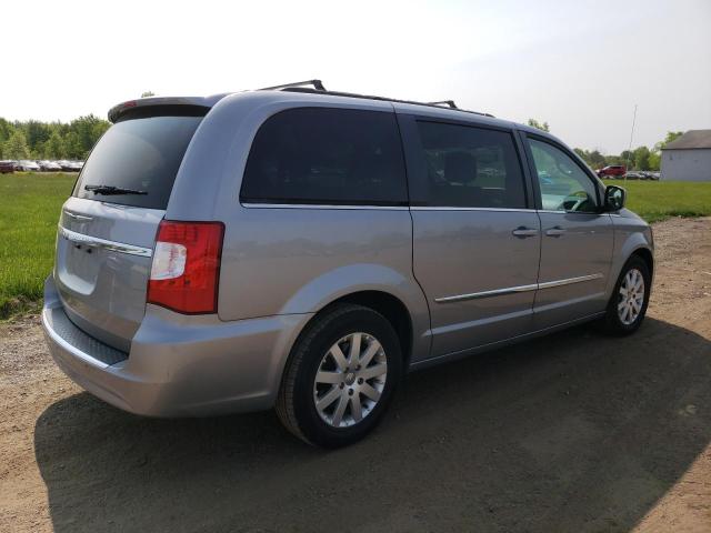 Photo 3 from auction – 2016 CHRYSLER TOWN & COU with VIN 2C4RC1BG4GR187211