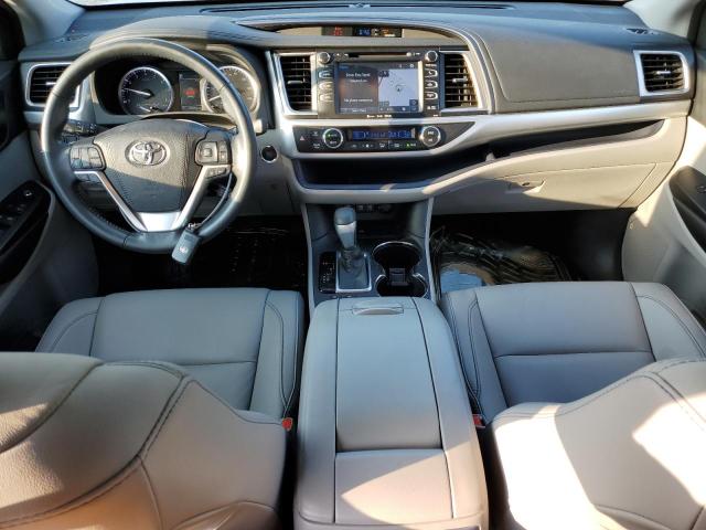 Photo 8 from auction – 2018 TOYOTA HIGHLANDER with VIN 5TDKZRFH9JS536895