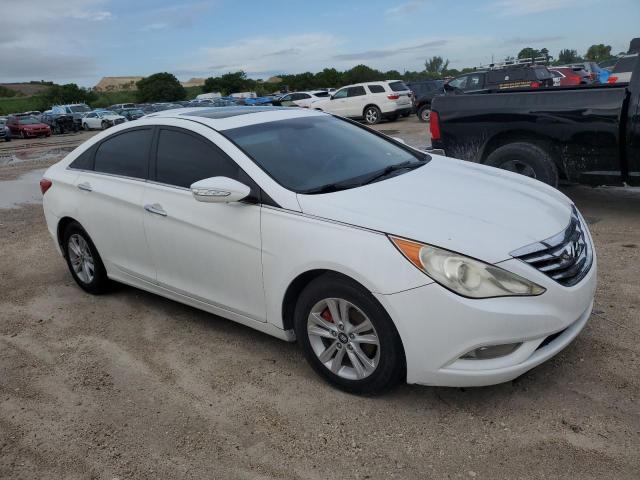 Photo 4 from auction – 2011 HYUNDAI SONATA SE with VIN 5NPEC4AC6BH075966