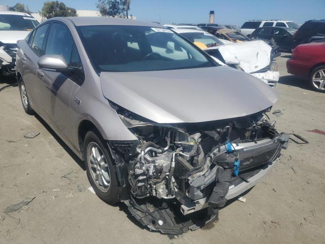 Photo 4 from auction – 2018 TOYOTA PRIUS PRIM with VIN JTDKARFP6J3084064