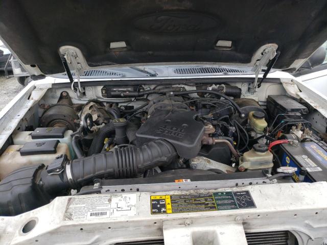 Photo 11 from auction – 2003 FORD EXPLORER S with VIN 1FMZU67E83UB82040